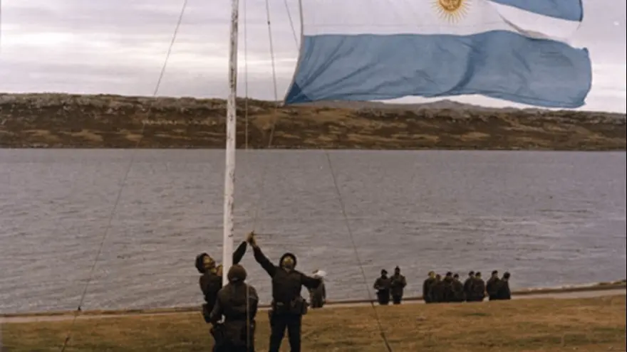 1000414967 Vigilia por Malvinas en Rosario: Conciencia nacional, cultura y fundamentos jurídicos de la soberanía.